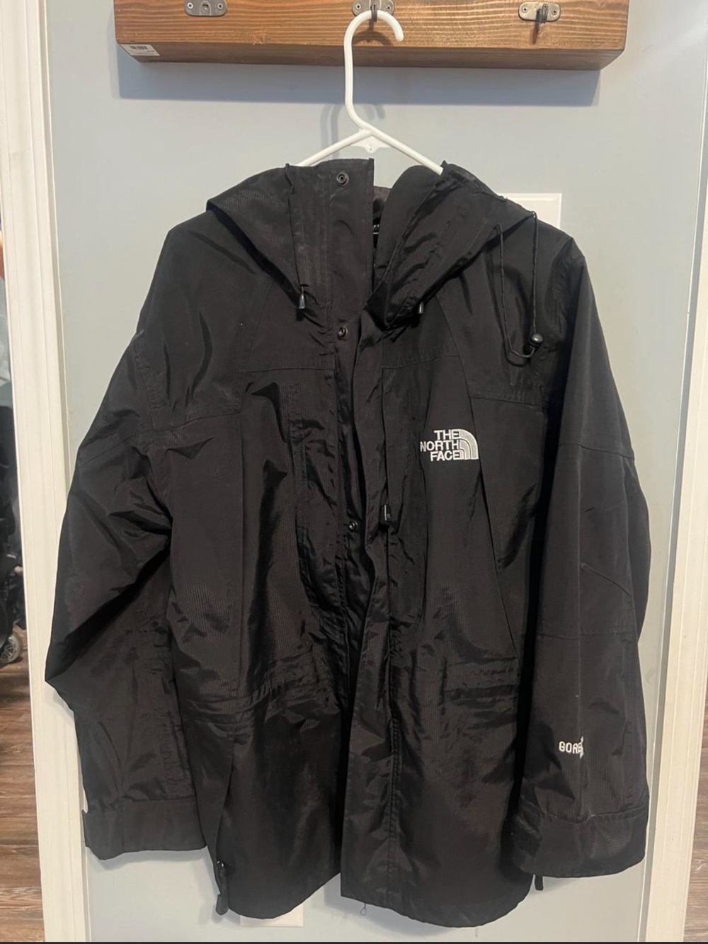 The North Face - The Summit Series Black Hooded Jacket with Gore-Tex